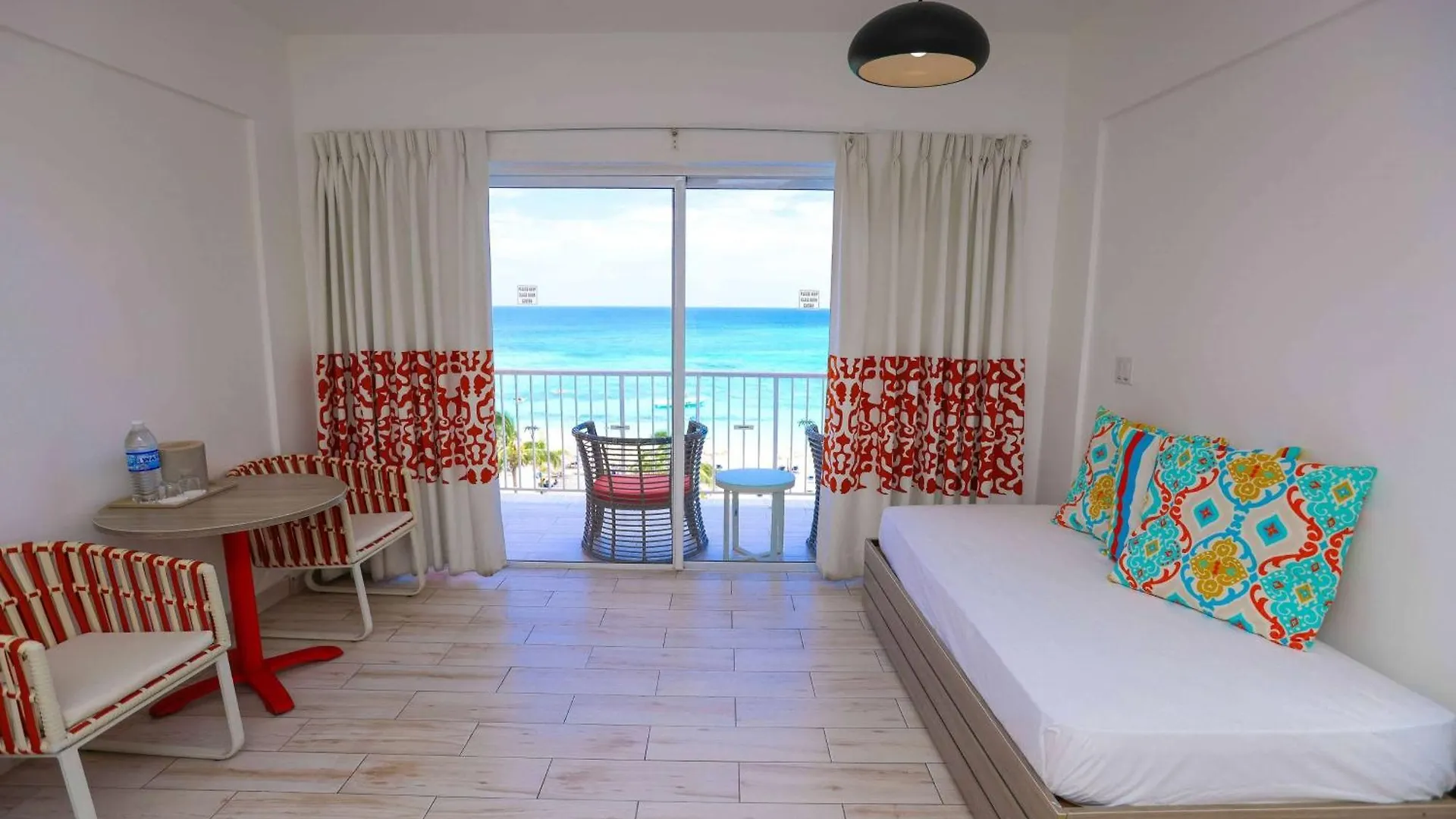 Grand Decameron Cornwall Beach, A Trademark All-Inclusive Resort 4*, Montego Bay