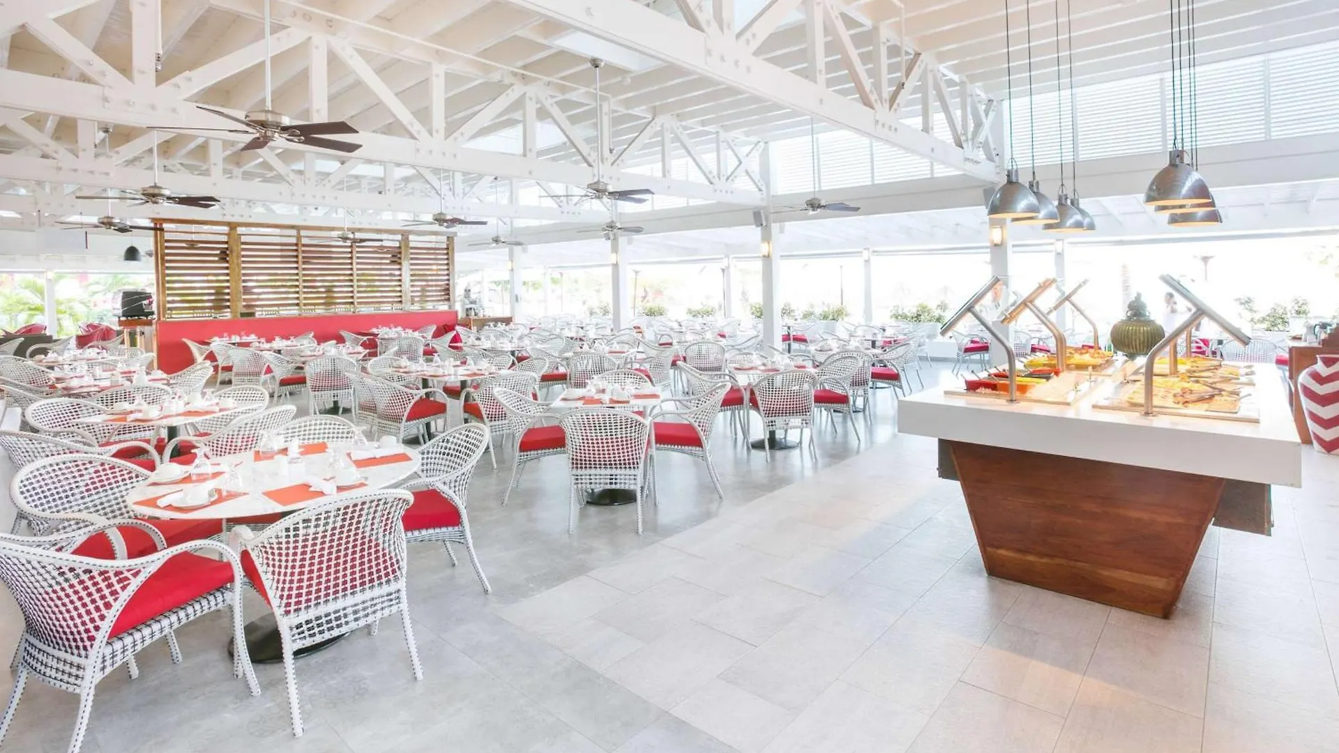 Grand Decameron Cornwall Beach, A Trademark All-Inclusive Resort
