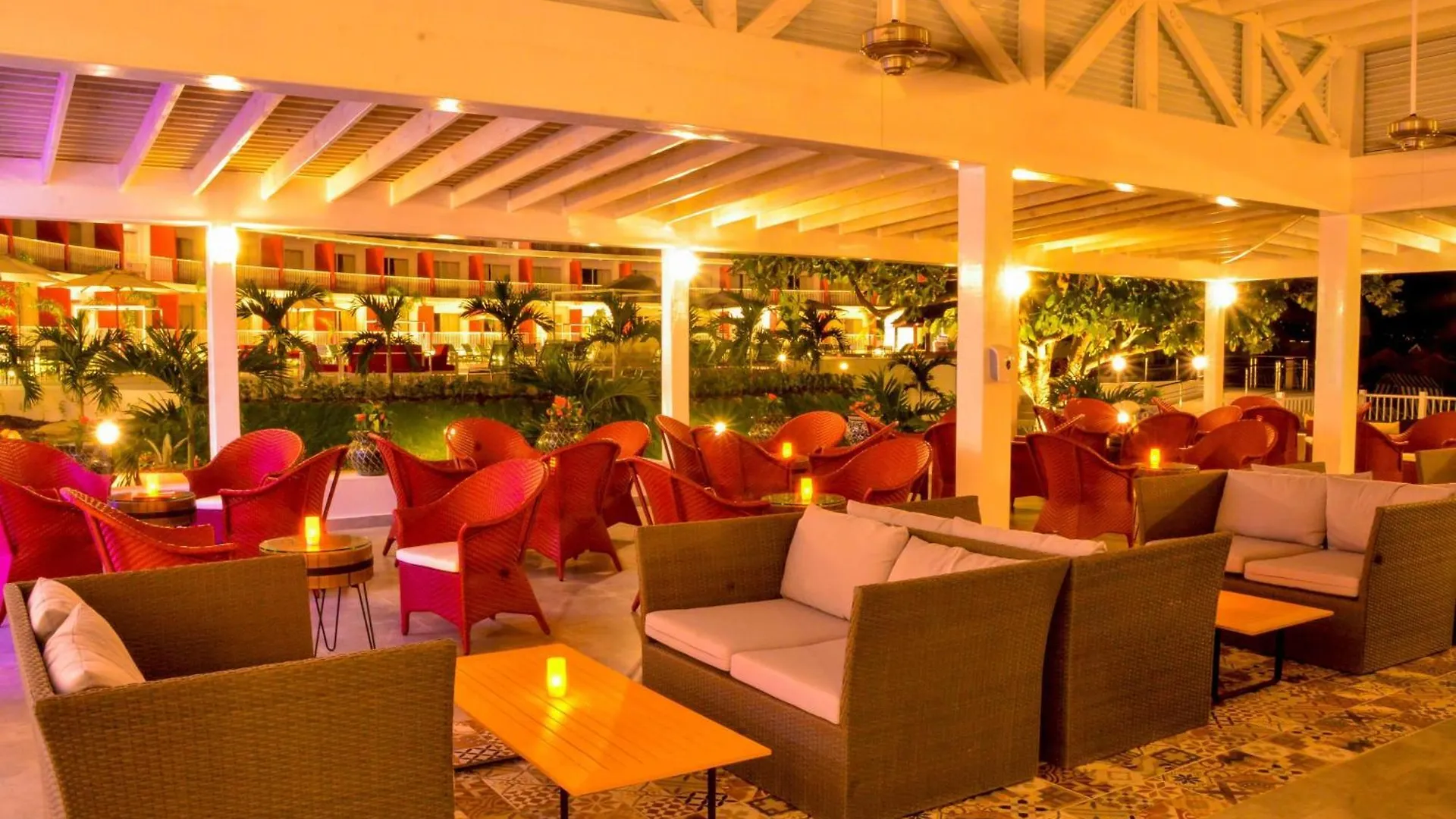 Grand Decameron Cornwall Beach, A Trademark All-Inclusive Resort  Montego Bay