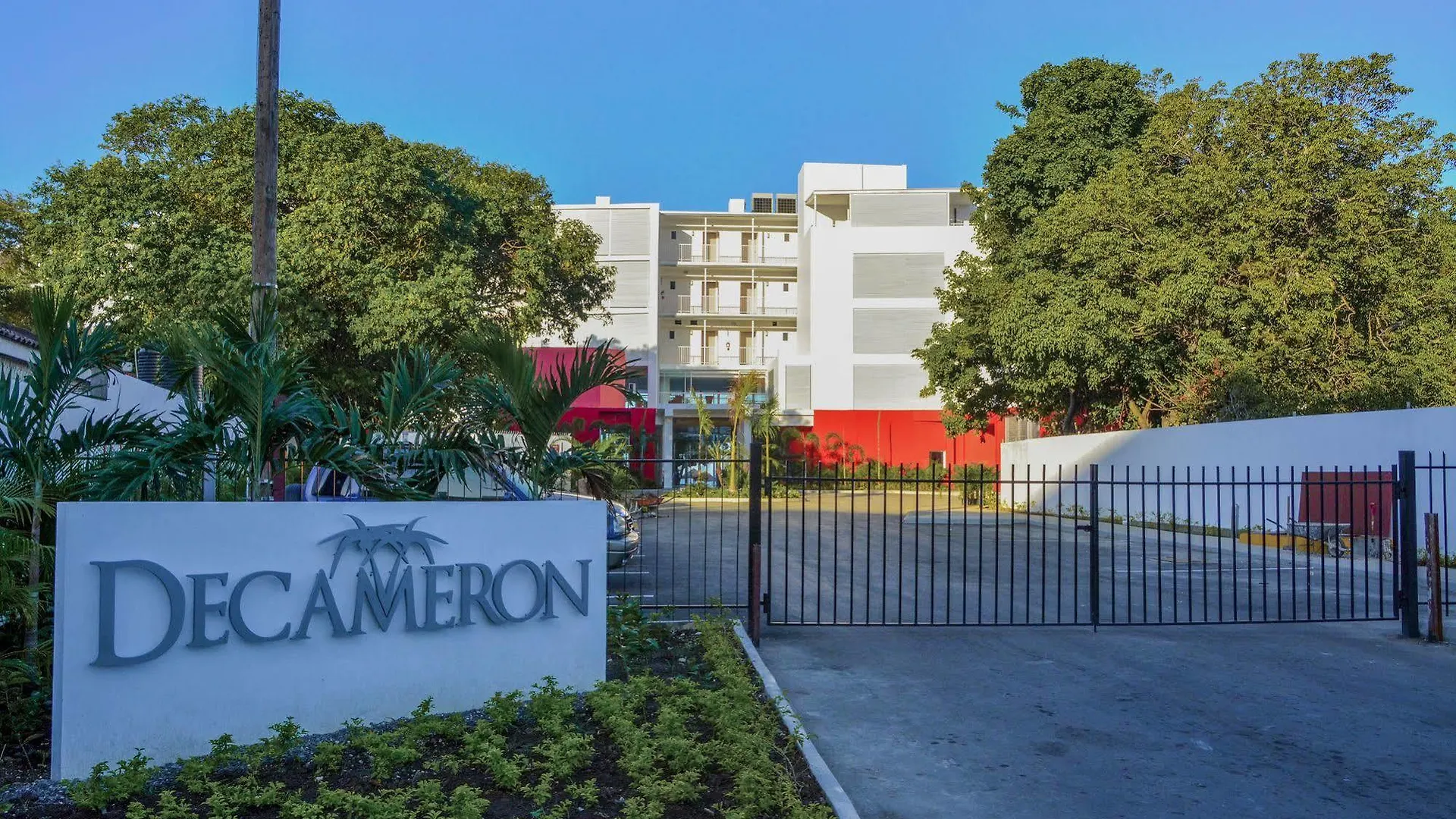 Grand Decameron Cornwall Beach, A Trademark All-Inclusive Resort Montego Bay