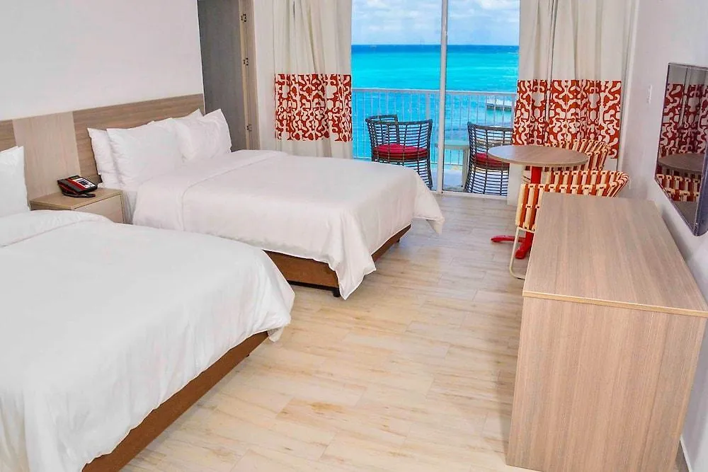 Grand Decameron Cornwall Beach, A Trademark All-Inclusive Resort Montego Bay