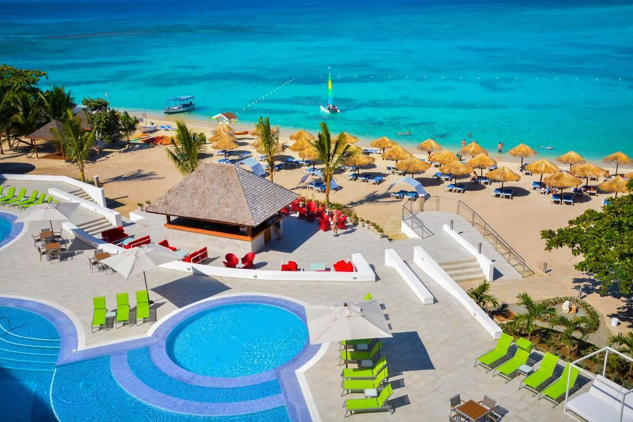 Grand Decameron Cornwall Beach, A Trademark All-Inclusive Resort Montego Bay 4*,